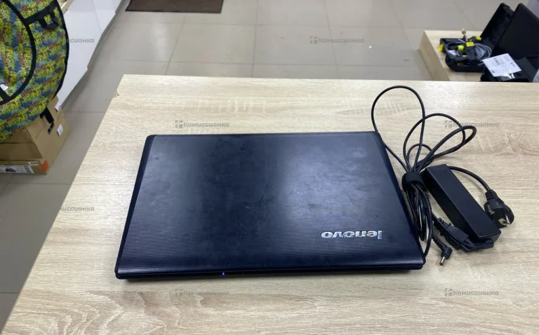 Ноутбук  Lenovo