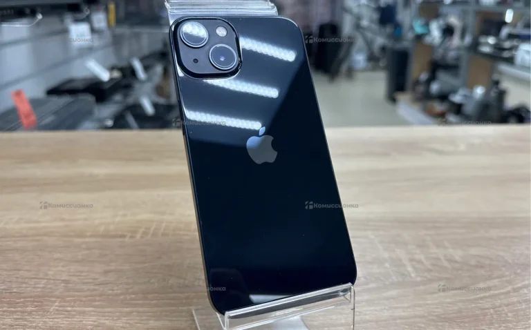 Apple iPhone 13 4/128 ГБ