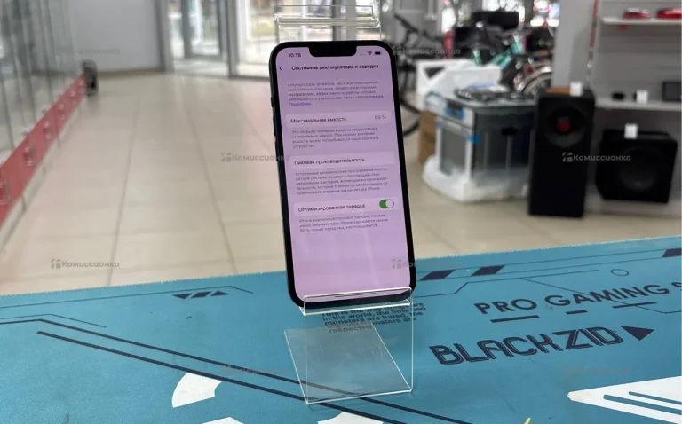 Apple iPhone 13 4/128 ГБ