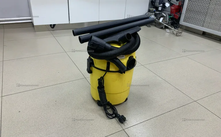 Пылесос KARCHER WD 1 Classic