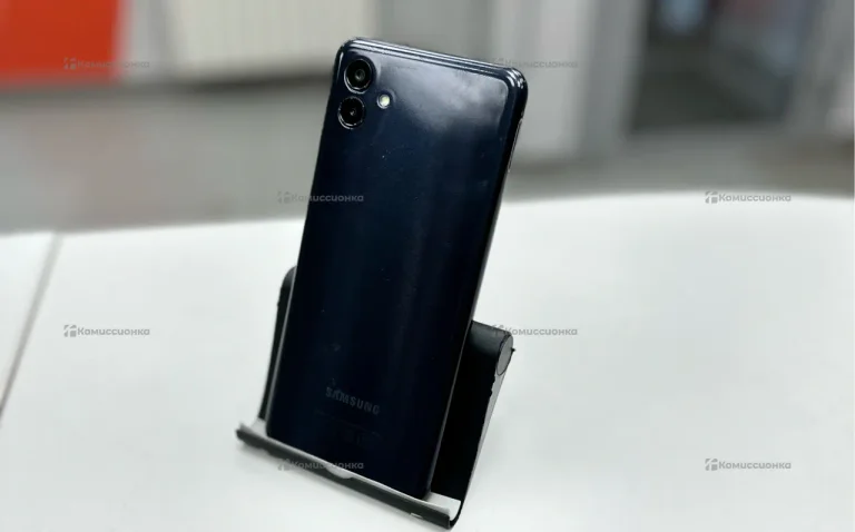 Samsung a04e 3/32.