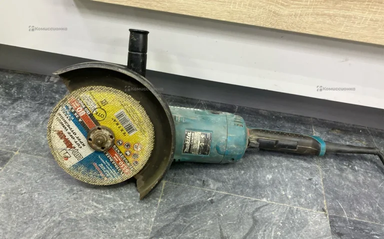 УШМ Makita ga9020s