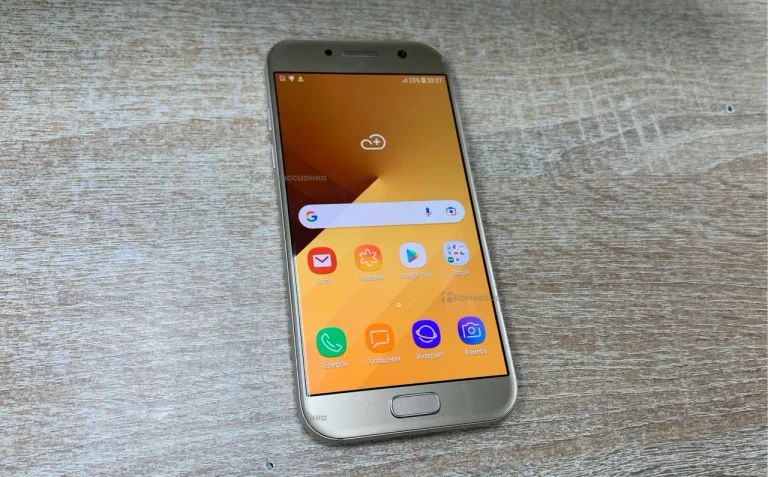 Samsung Galaxy A5 (2017) 3/32 ГБ