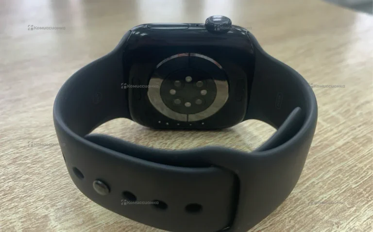 Часы  Apple Watch 10