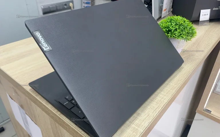 Ноутбук  Lenovo V15-ADA