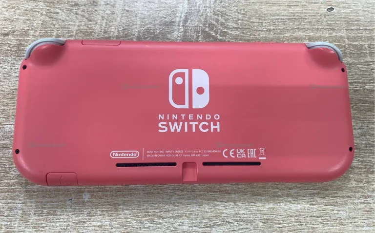 Приставка Nintendo switch lite шитая