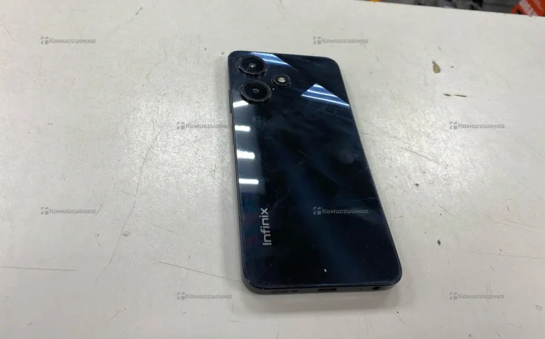 Infinix Hot 30i 4/64 ГБ