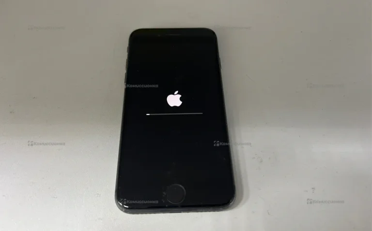 Apple iPhone 8 2/64 ГБ