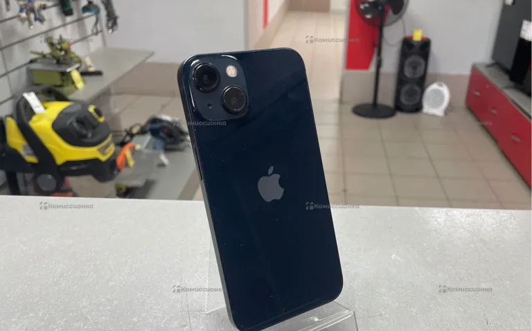 Apple iPhone 13 4/128 ГБ