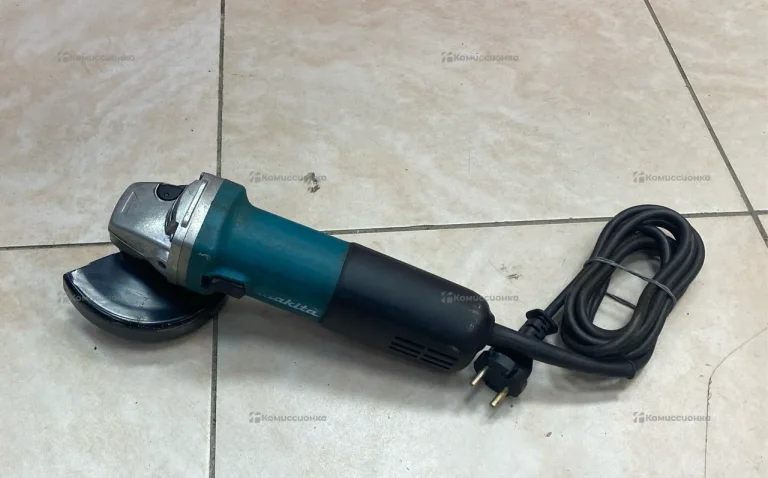 Ушм Makita M125