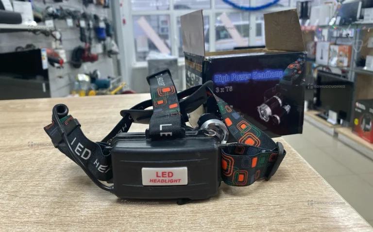 Налобный фонарик 3 x T6