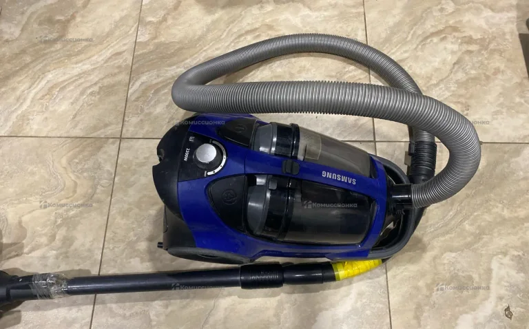 Пылесос Samsung SC8836