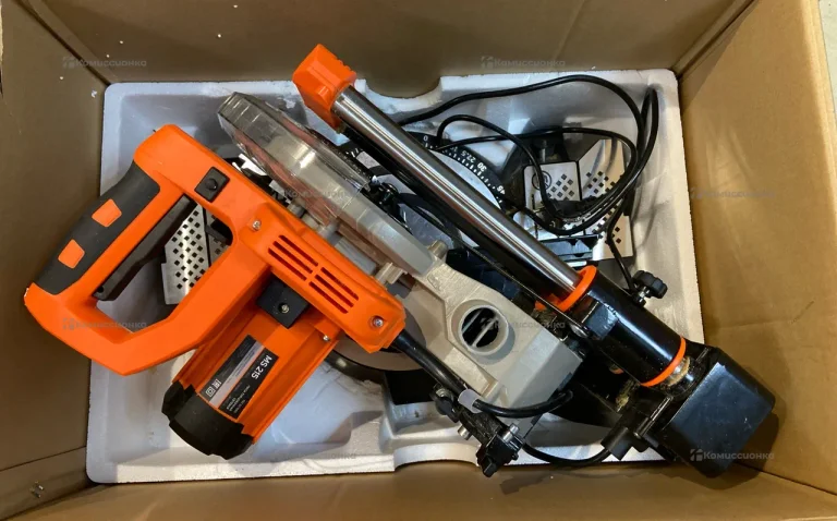 Торцовочная пила с протяжкой PATRIOT MS 215