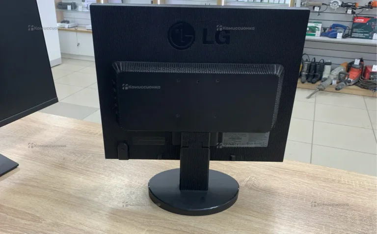 Монитор LG Flatron L1952TQ