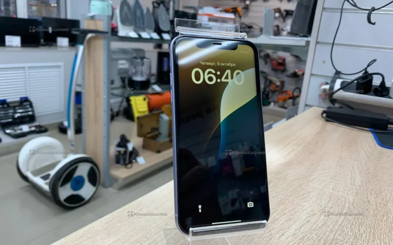 Apple iPhone 11 4/64 ГБ