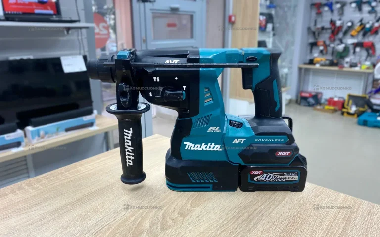 Перфоратор аккумуляторный Makita HR001G