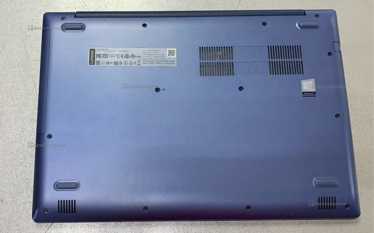 Ноутбук  ideapad 033-15ikb