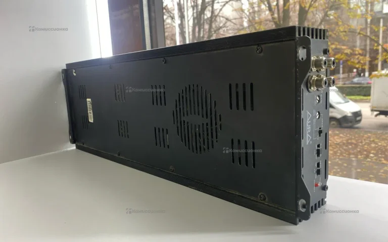 Усилитель   Aura venom 2800