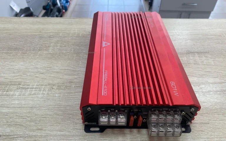 Усилитель Aura Fireball-4.100