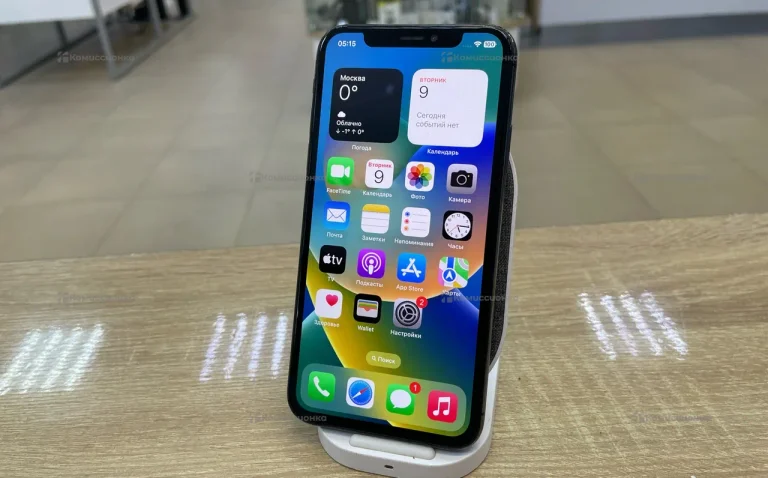 Apple iPhone X 3/64 ГБ