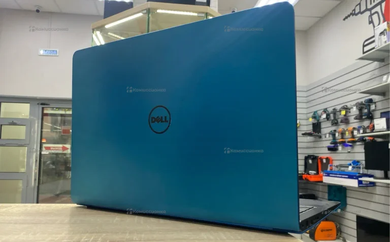 Ноутбук  Dell P39F