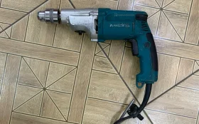 Дрель makita DP4010