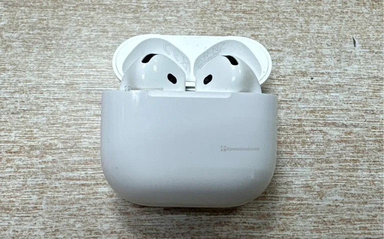 Наушники Apple AirPods 4