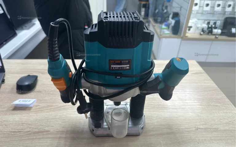 Фрезер bort BOF-1080N