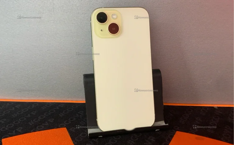 Apple iPhone 15 6/128 ГБ
