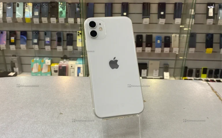 Apple iPhone 11 4/64 ГБ