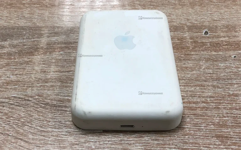 Повербанк MagSafe