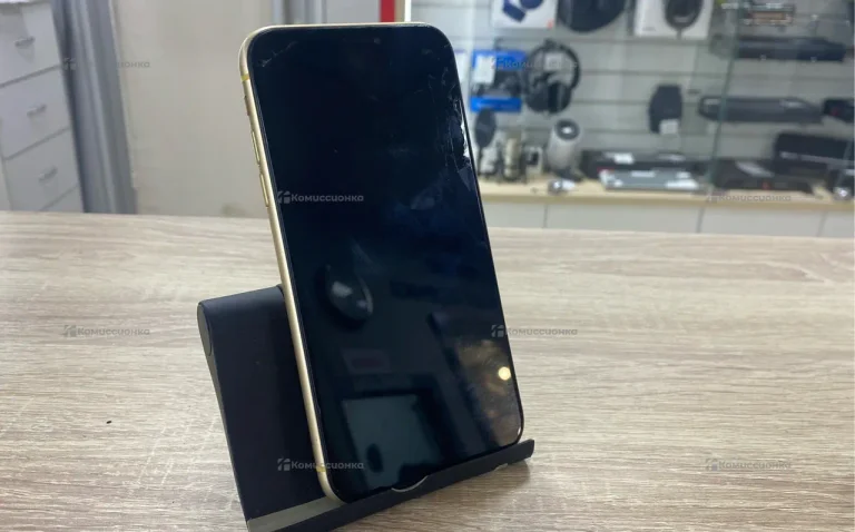Apple iPhone XR 3/256 ГБ