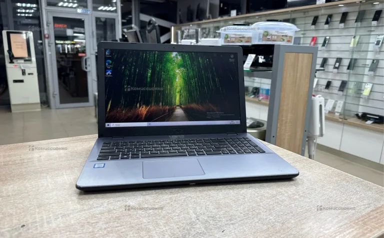Ноутбук Asus X542U