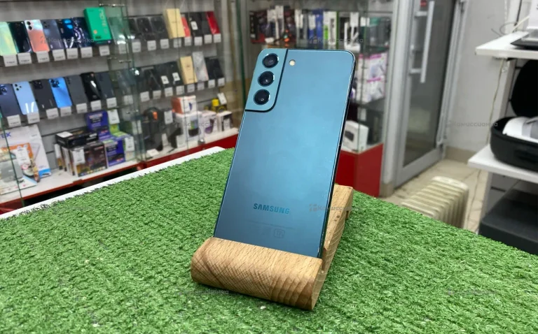 Samsung Galaxy S22 8/128 ГБ