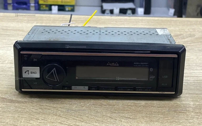 Автомагнитола  Aura-525BT