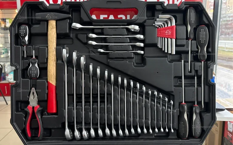 Набор инструментов Arnezi r0900147 147шт