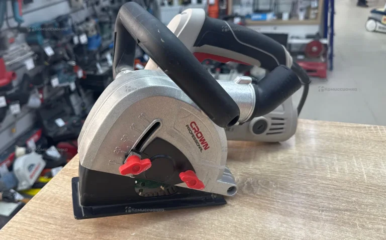 Штроборез Crown Professional CT13683-150