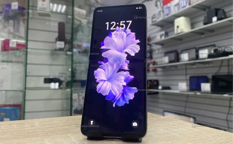 Tecno Phantom V Flip 5G 8/256 GB