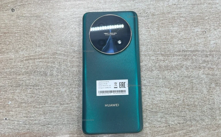 Huawei nova 12i 8/256 ГБ