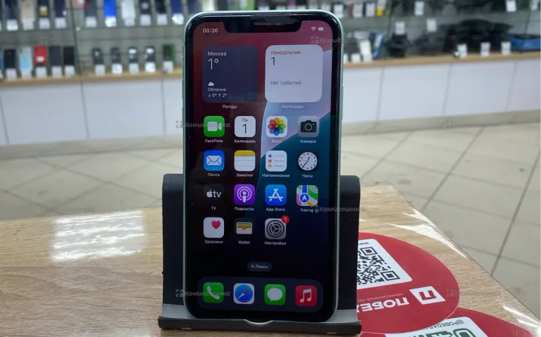 Apple iPhone 11 4/128 ГБ