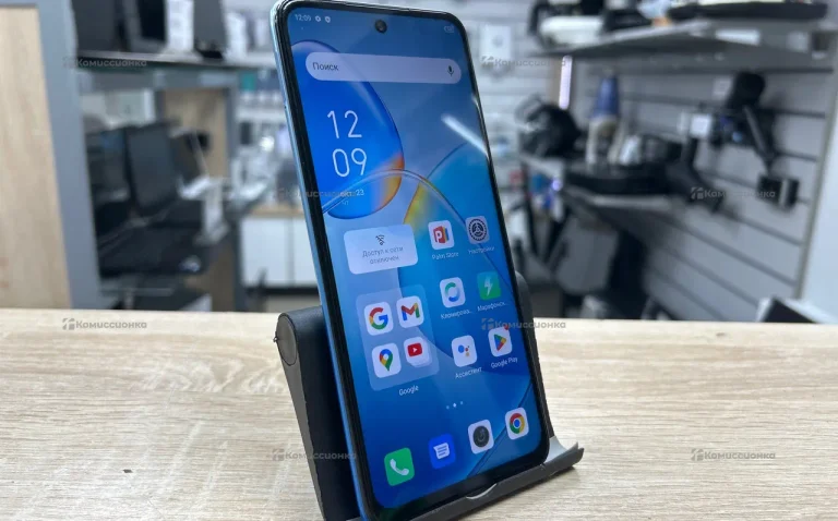 Infinix Hot 12 Play NFC 4/64 ГБ