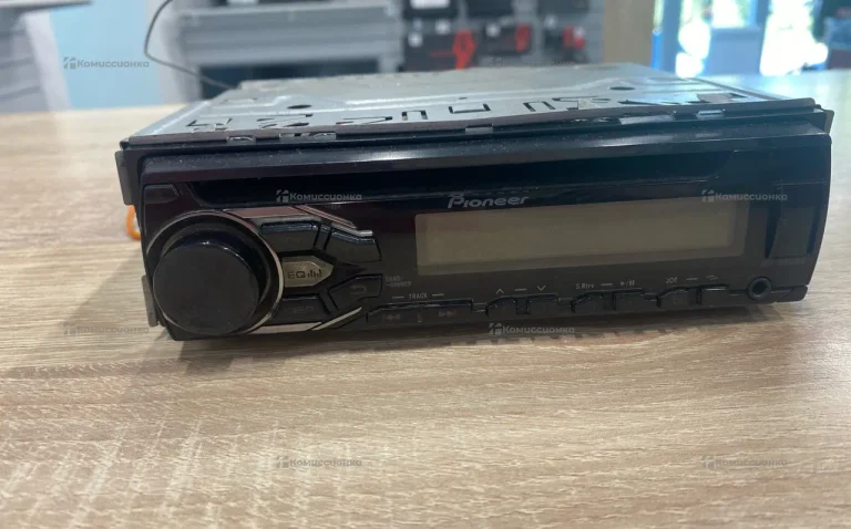 Автомагнитола  pioneer deh-1800uba