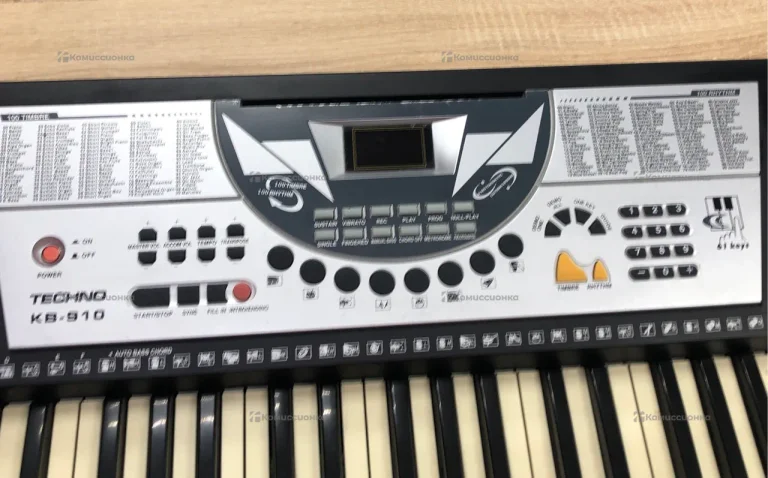 Синтезатор techno KB-910