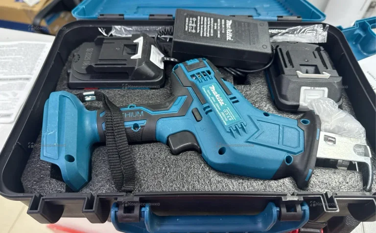 Сабельная пила (маленькая) Makita акб синий кейс