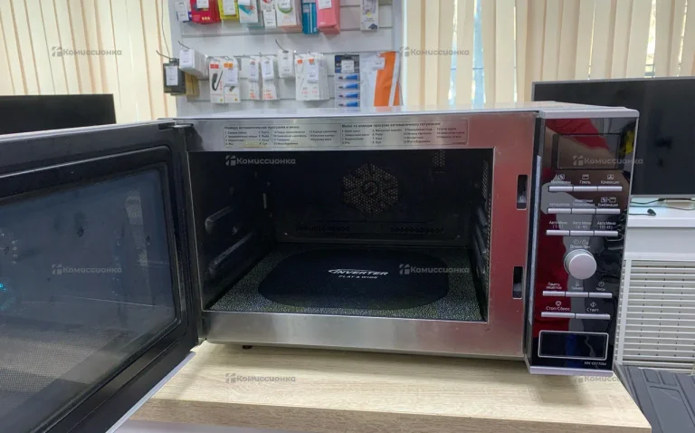 Микроволновая печь  Panasonic nn-cf770m