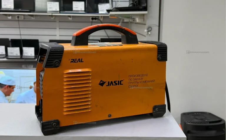 Сварочный аппарат Jasic ARC 220 (J95)