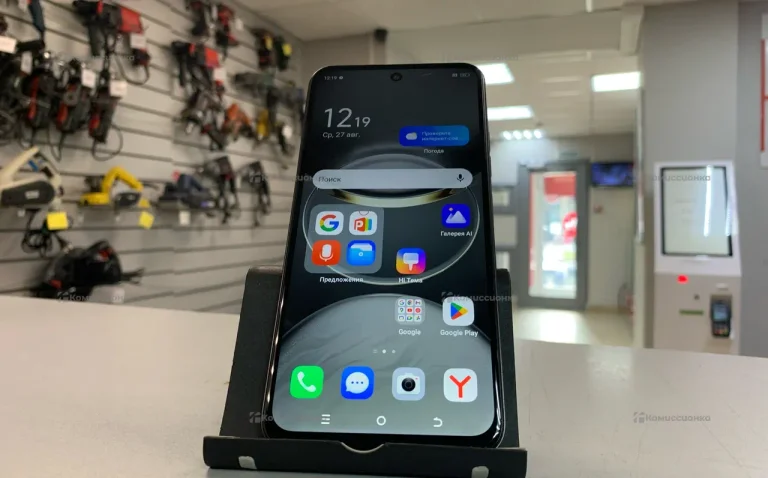 Tecno SPARK 30C 4/128 ГБ