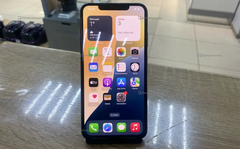 Apple iPhone XS Max 4/64 ГБ