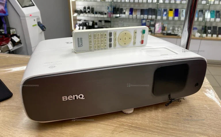 Проектор Benq w2700