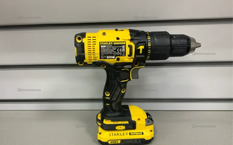 Ударный дрель-шуруповерт STANLEY SCD711